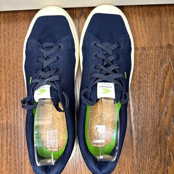 Cariuma Navy Blue Canvas Low Top Casual Sneakers Men's 9.5 Women's 11 Unisex - Picture 3 of 8